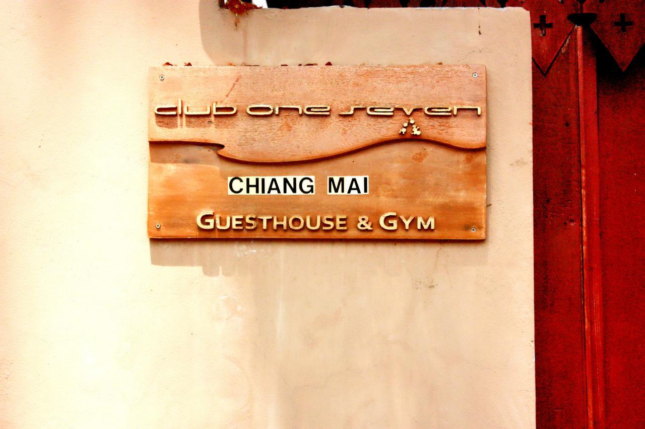 Club One Seven Gaymen Chiang Mai Hotel Ngoại thất bức ảnh